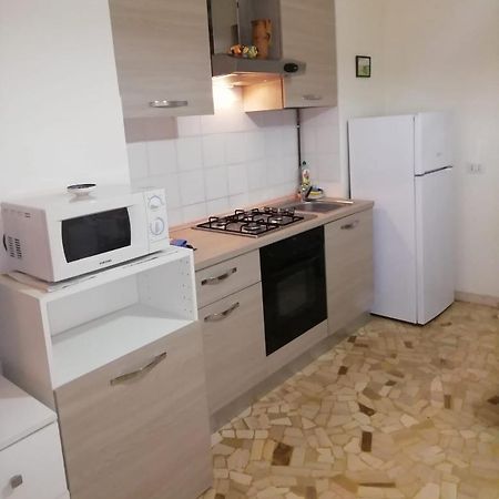 Appartamento Palmanova Vicino Alla Metropolitana Мілан Екстер'єр фото
